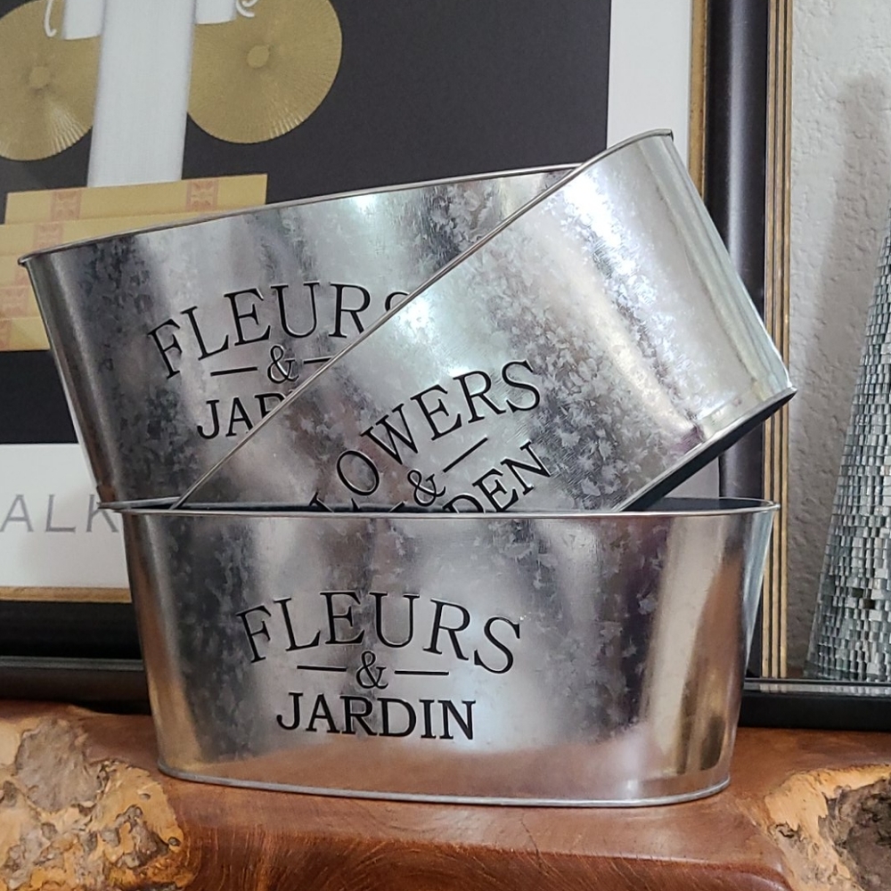 3 pcs. Country Style Tin Pot/ Plant Holder